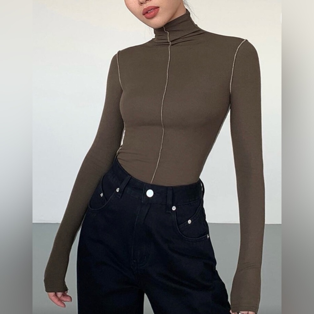 NWOT Commense  Long Sleeve Turtleneck Top